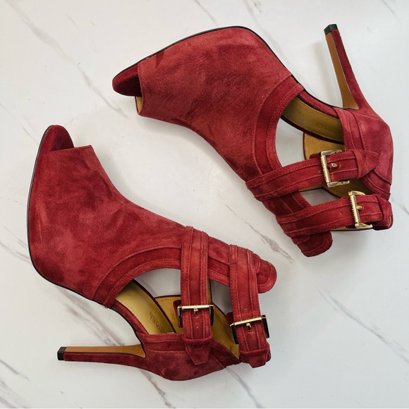 Michael Kors Peep Toe Ankle Bootie High Heels
Buckled Double Straps Cutout Shoes - Picture 5 of 13